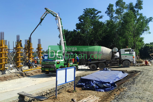 Menyewakan Concrete Pump di Pinang Tangerang