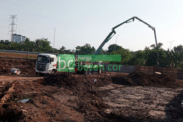 Menyewakan Concrete Pump di Tipar Raya Jambe Tangerang